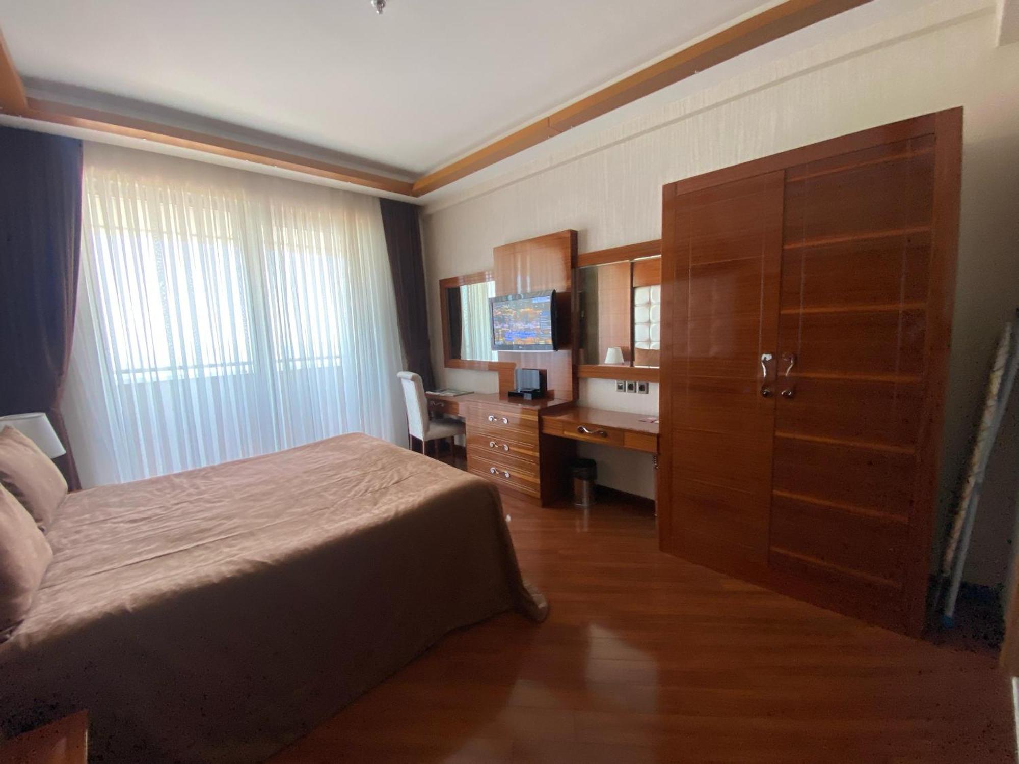 Hotel Khazri à Shafran Extérieur photo